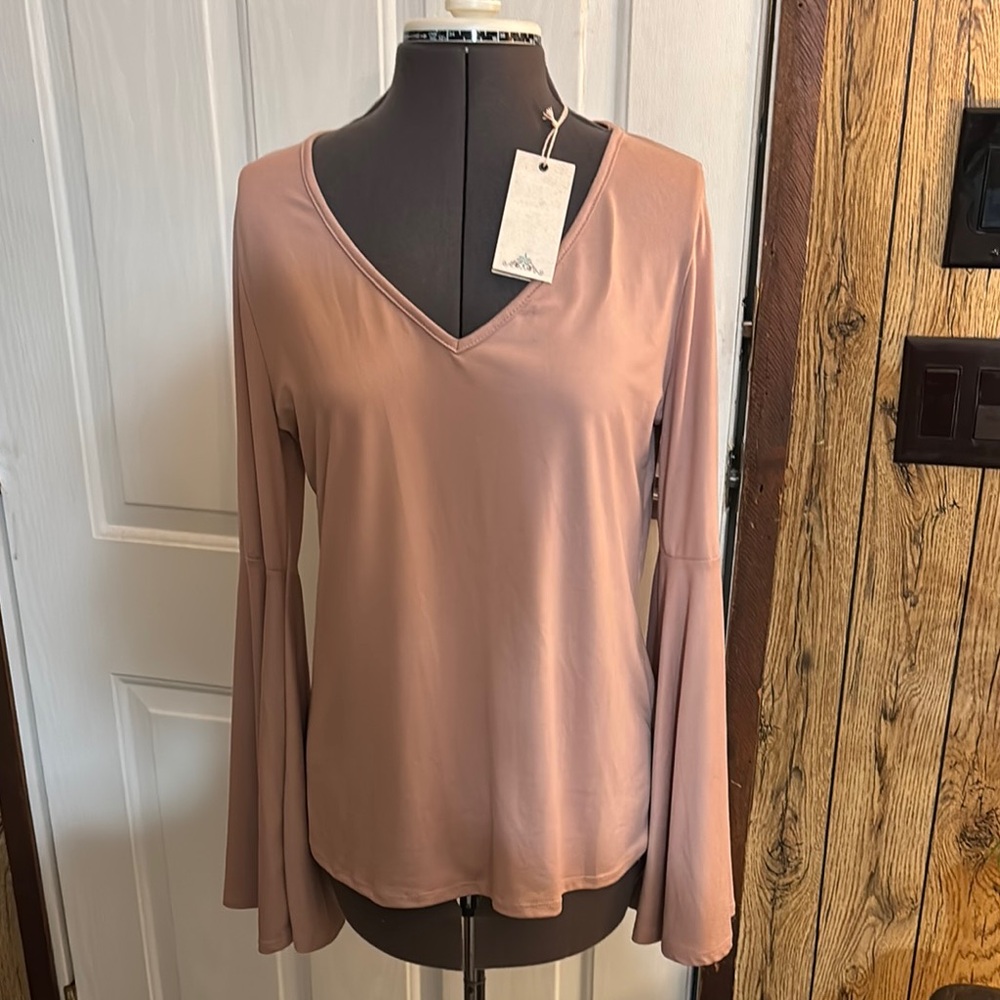 Rockin C Mauve Bell Sleeve Blouse - Picture 1 of 8